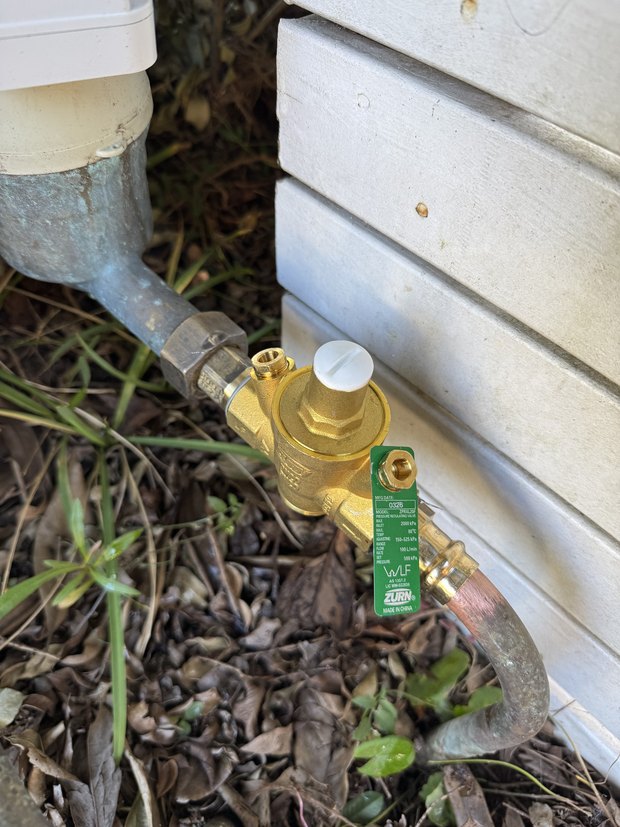 New pressure limiting valve fitted at the meter